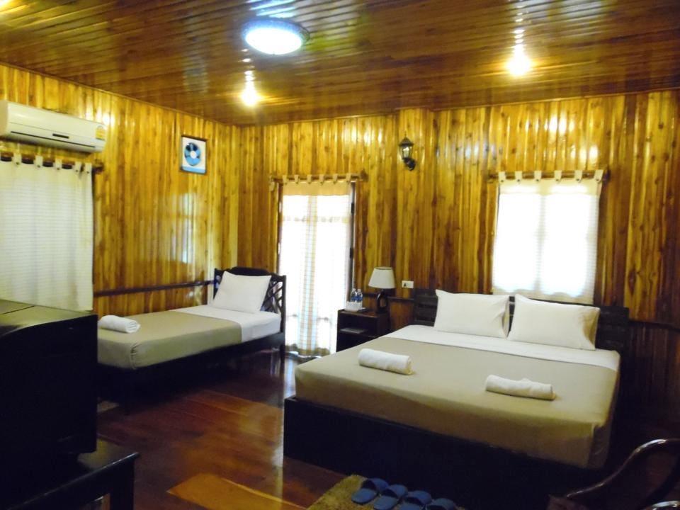 Alounsavath Guesthouse 琅勃拉邦 外观 照片